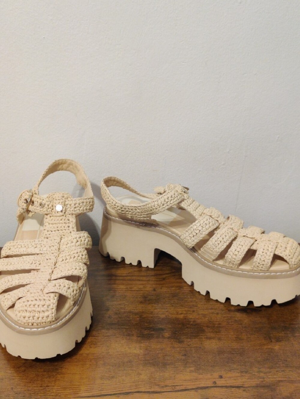 Dolce Vita Cream Woven Platform Sandals - Picture 15 of 16
